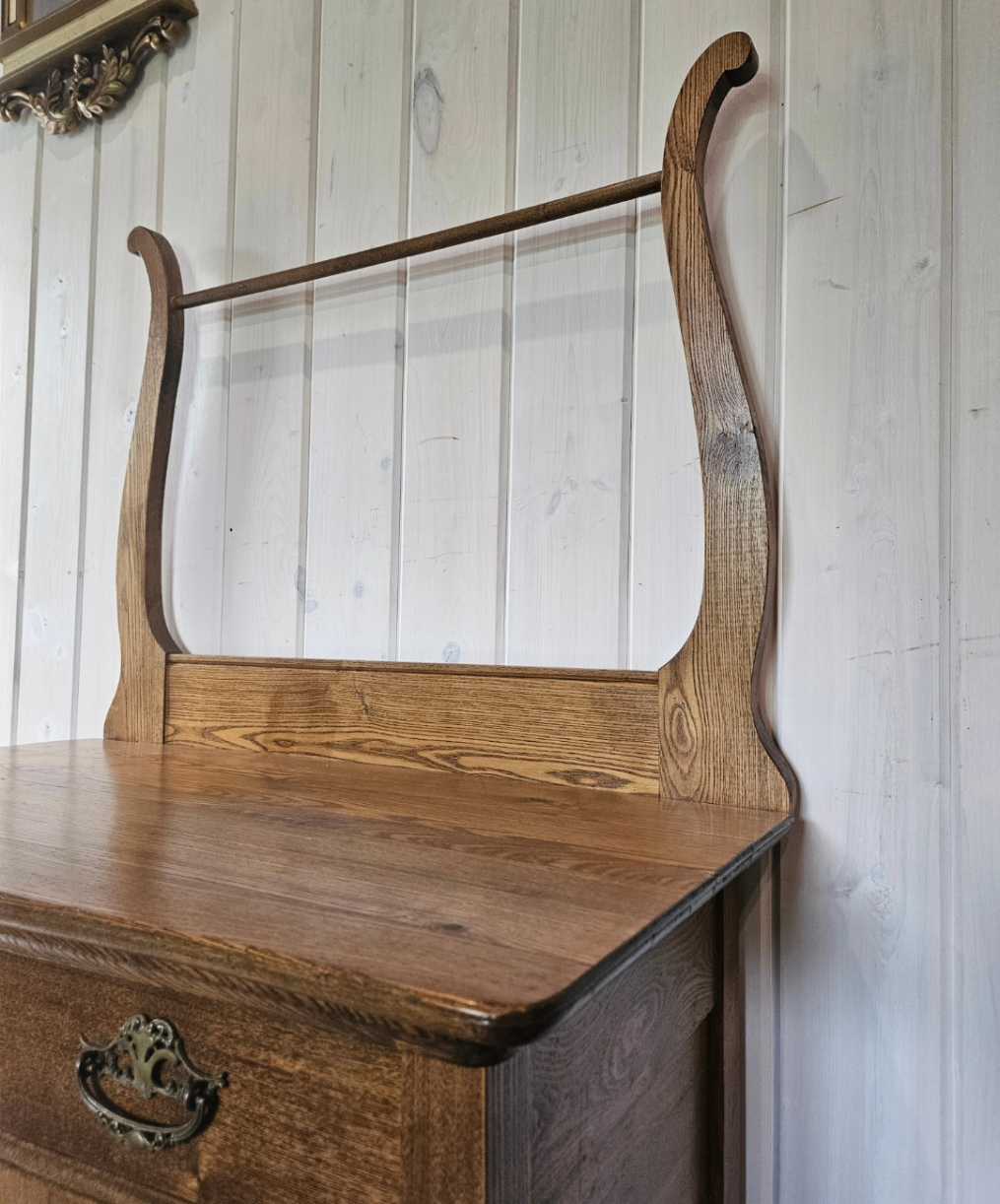 Wash stand