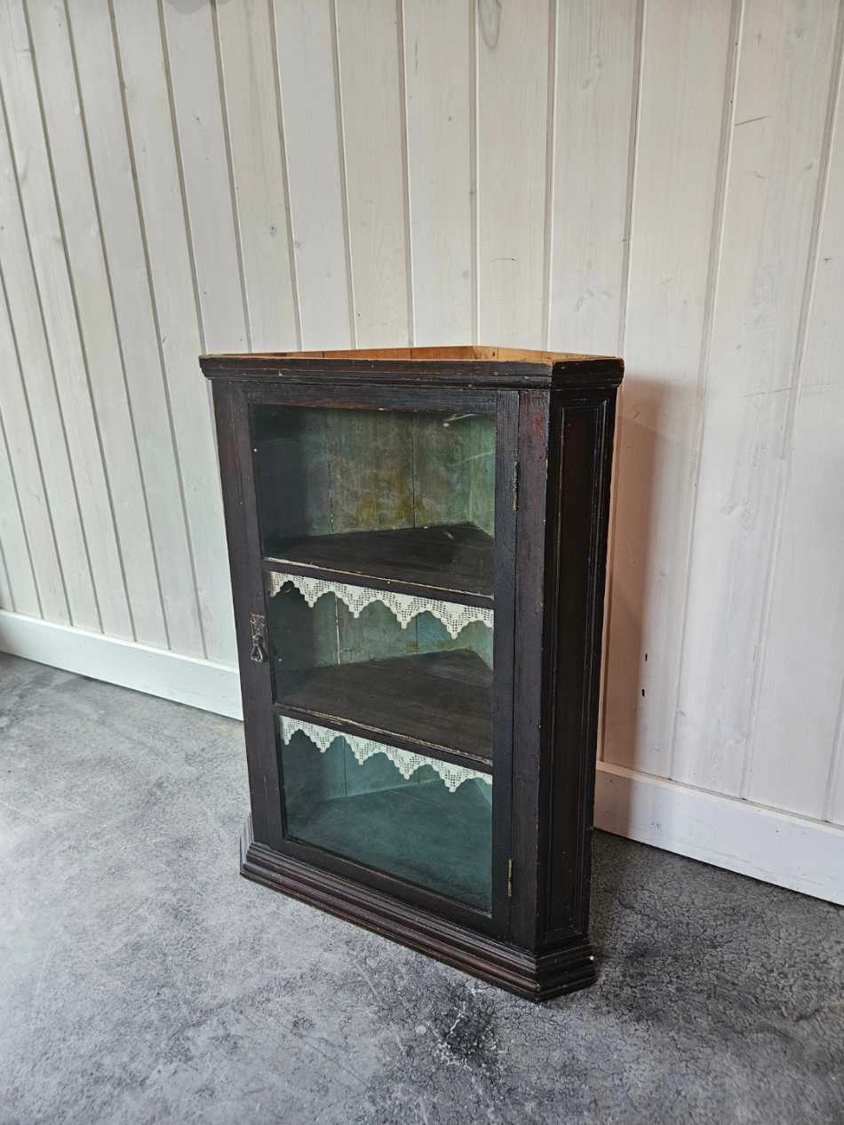 Mennoite Corner Wall Cabinet