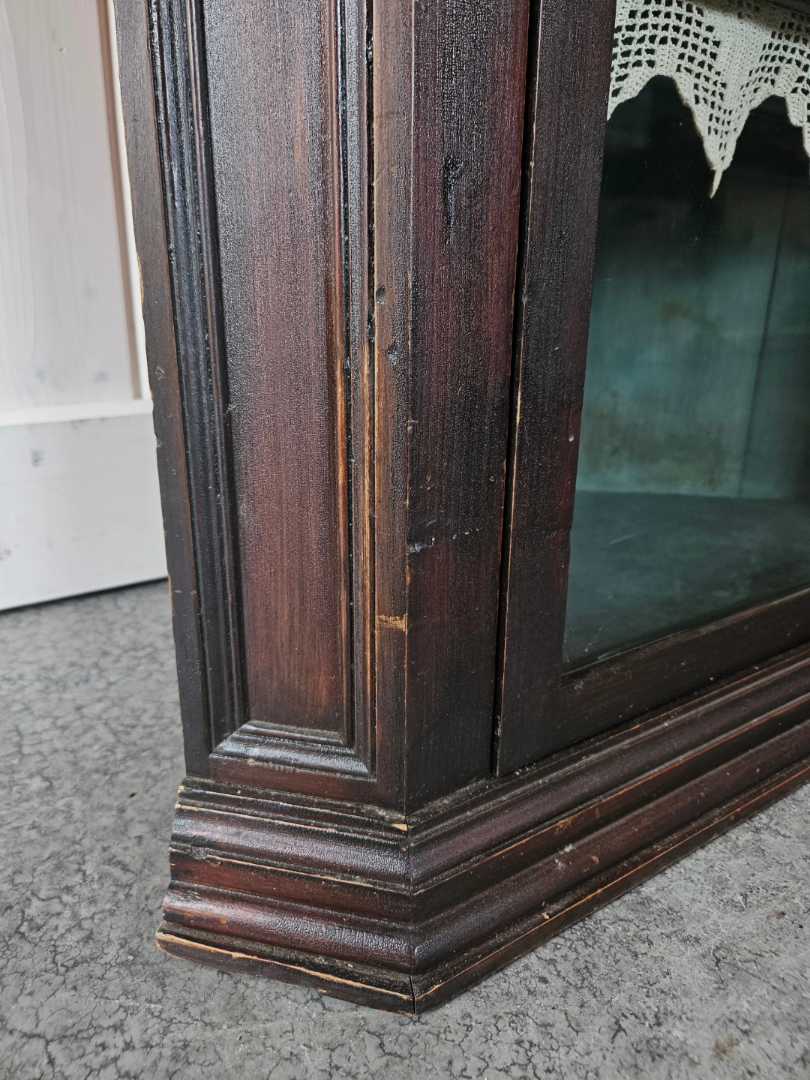 Mennoite Corner Wall Cabinet