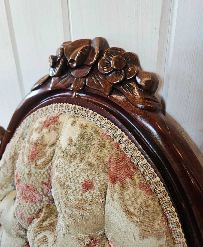 Victorian Settee (Loveseat)