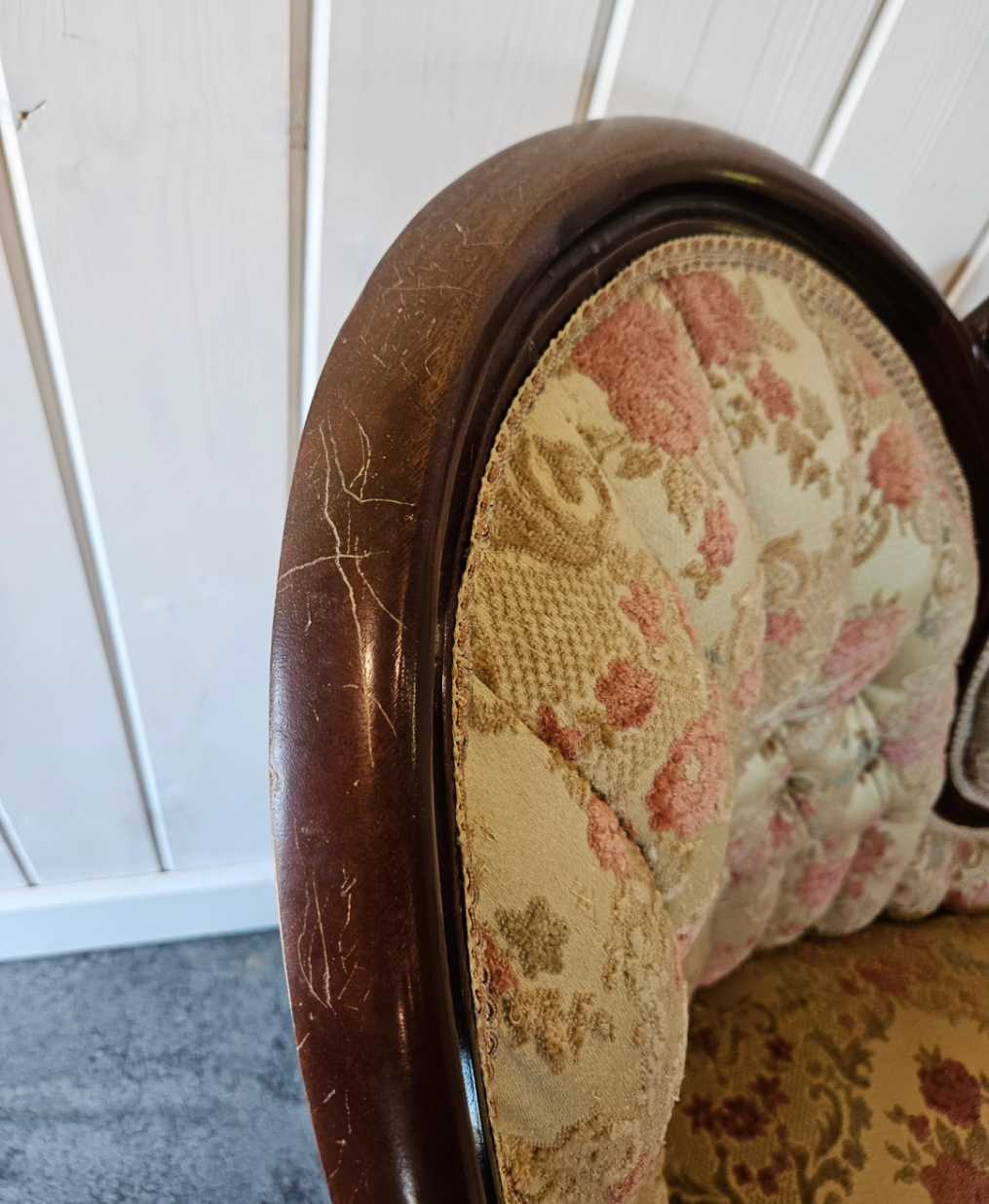 Victorian Settee (Loveseat)