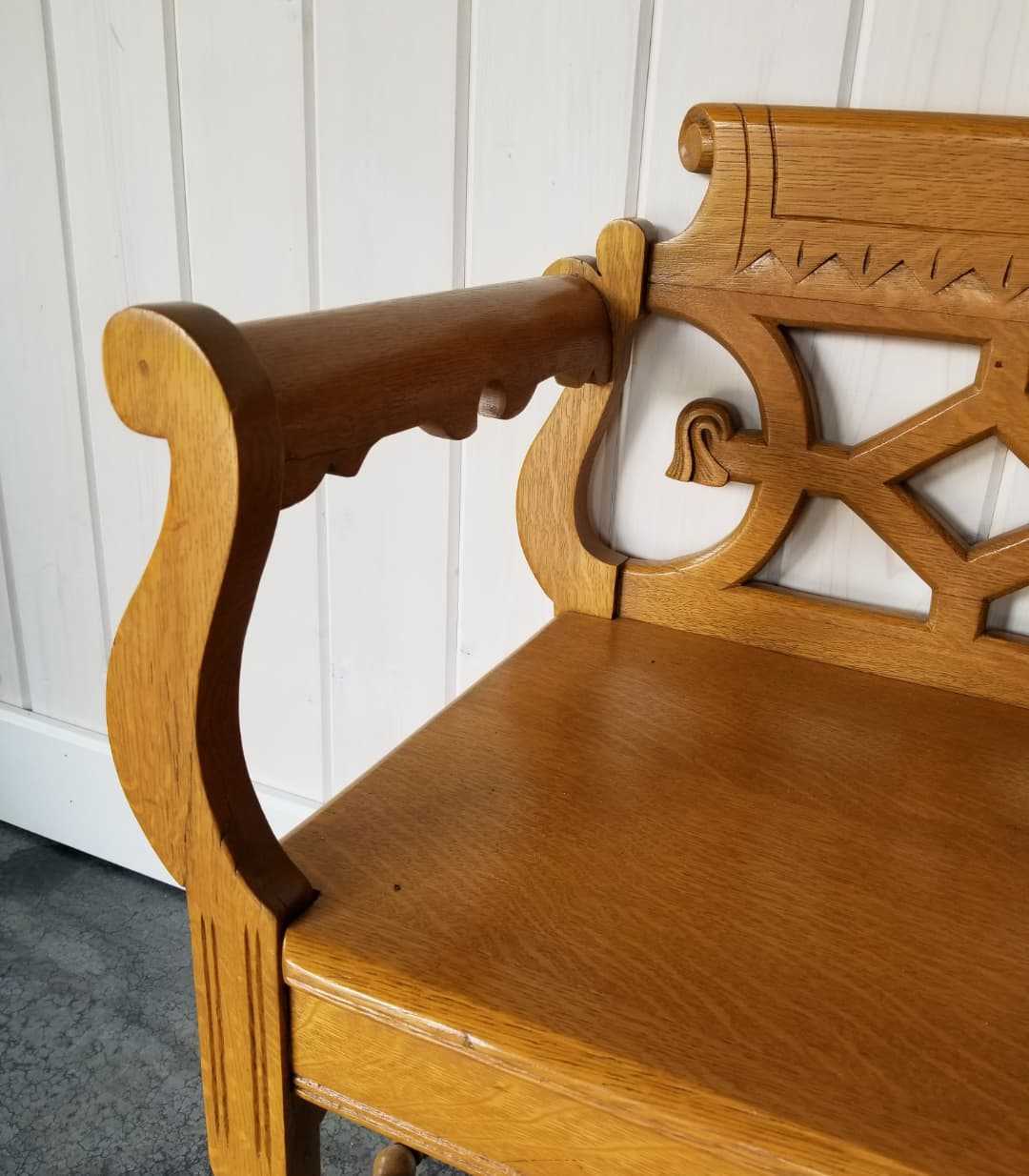 Oak Entrance Bench