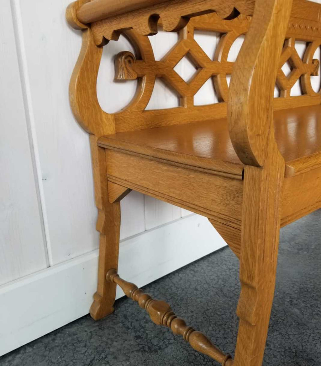 Oak Entrance Bench