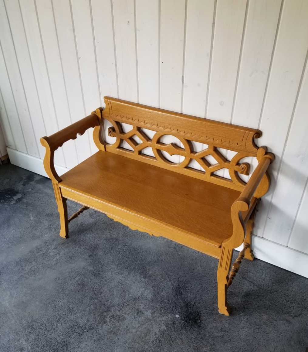 Oak Entrance Bench