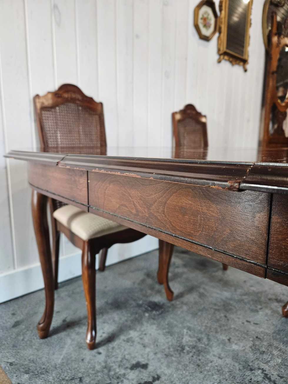 French Provincial Style Table with 4 Chairs