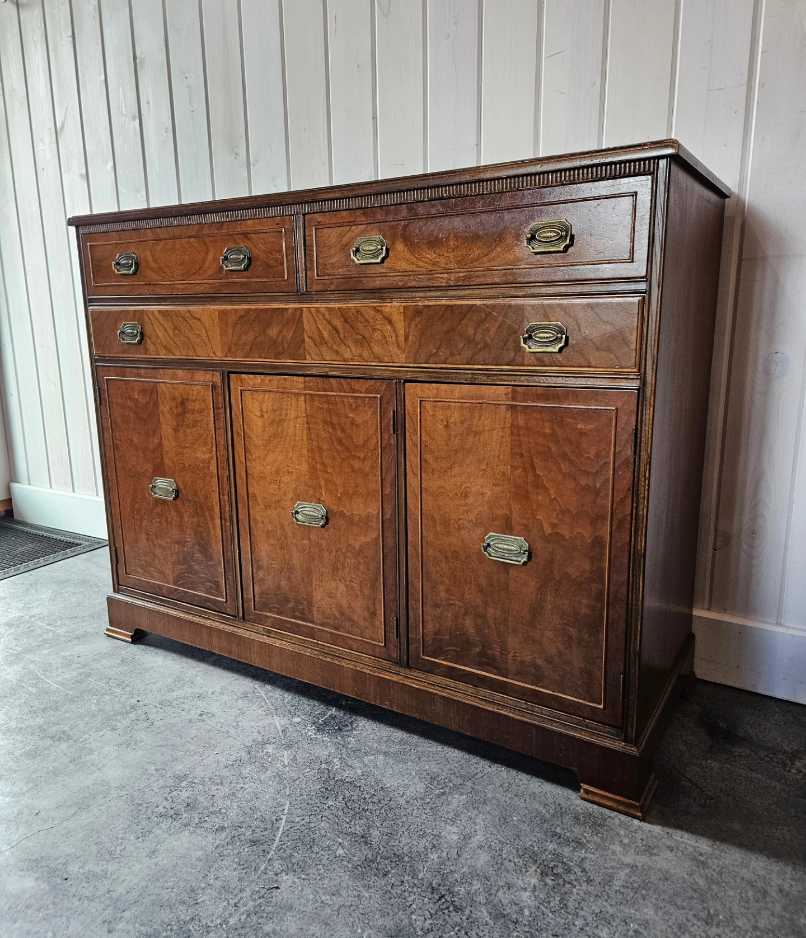 Buffet Cabinet