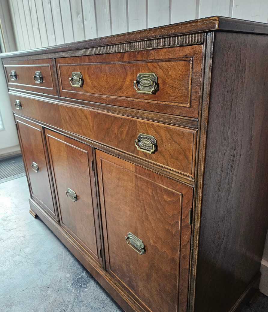 Buffet Cabinet