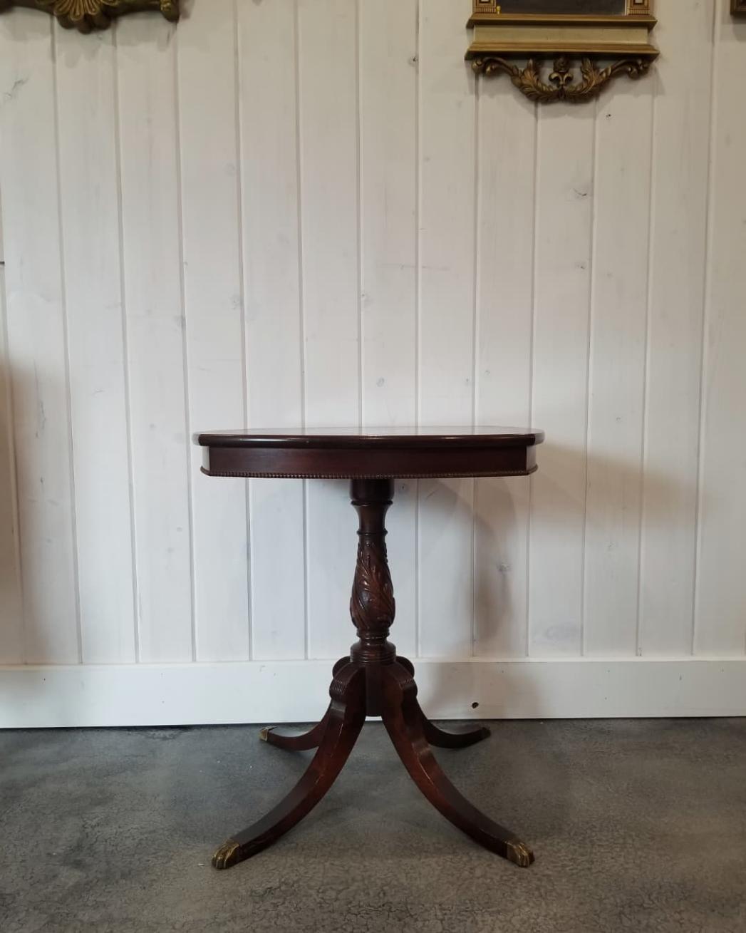 Delicraft Side Table