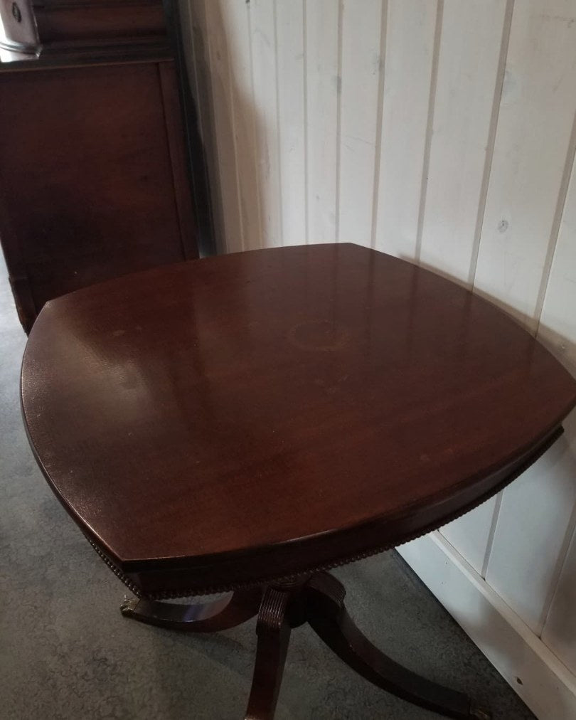 Delicraft Side Table