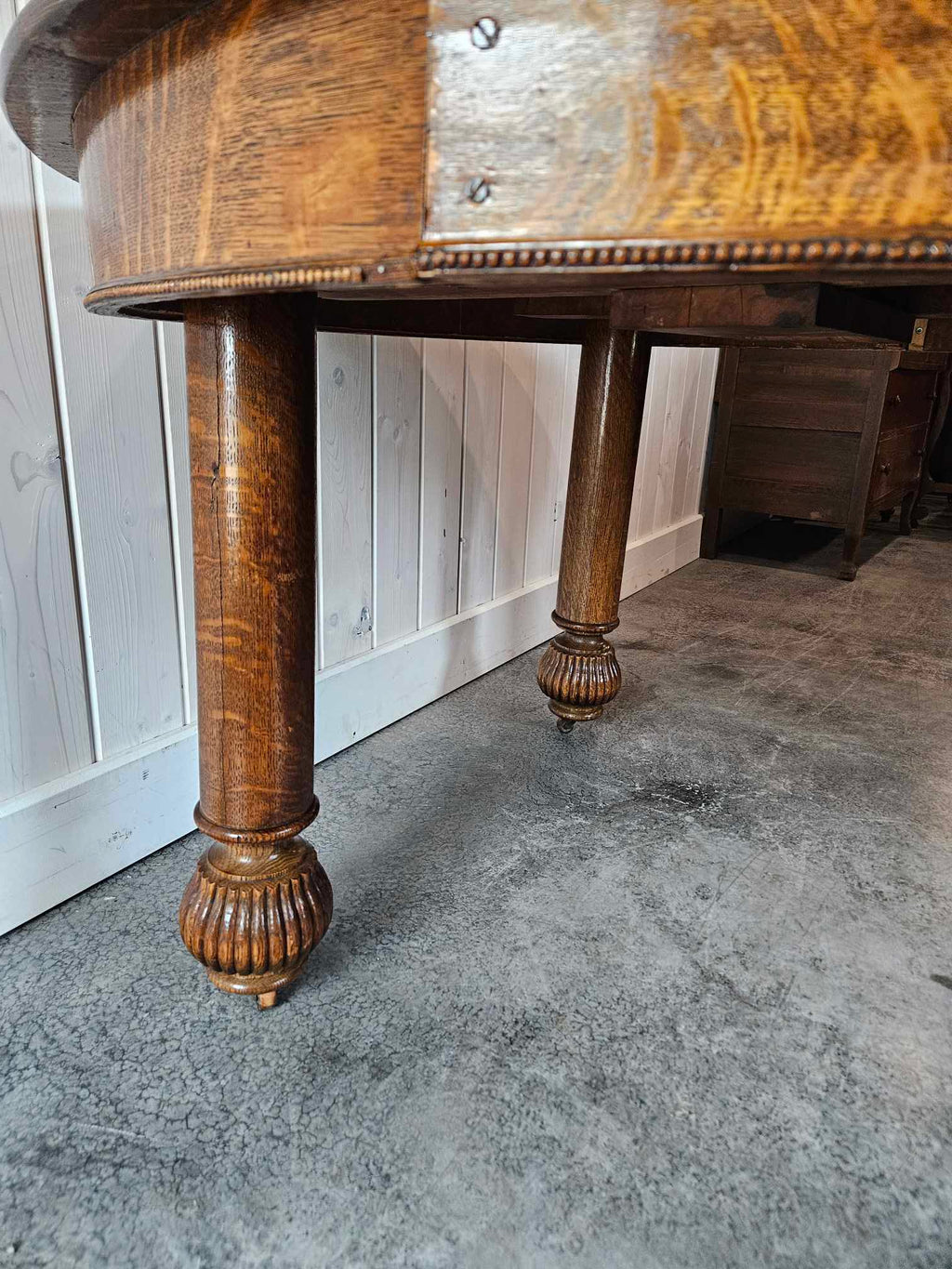 Round Dining Table