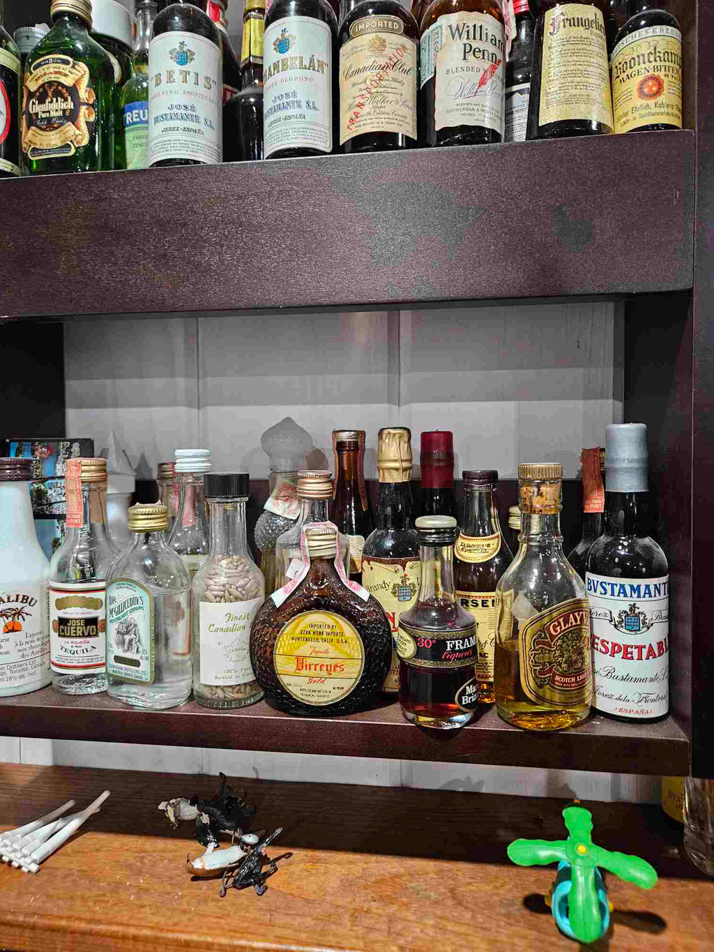 Unique Bar Decor