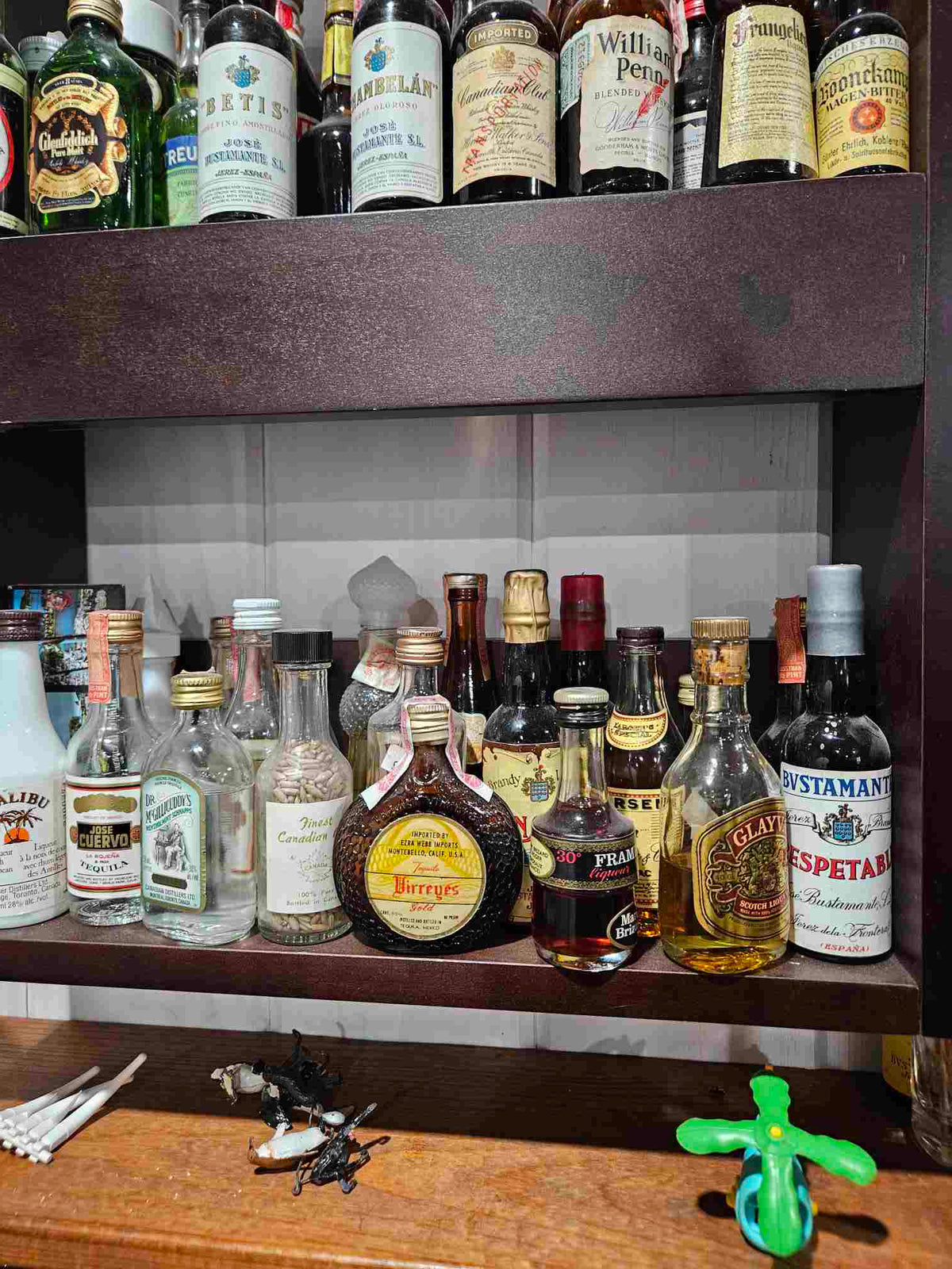 Unique Bar Decor