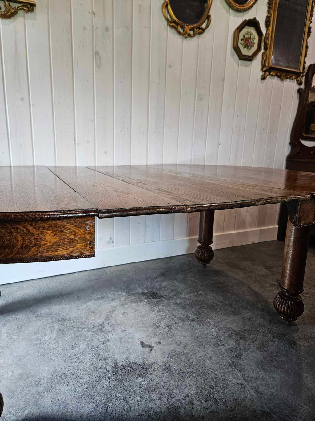 Round Dining Table