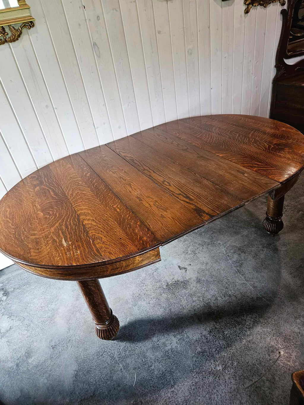 Round Dining Table