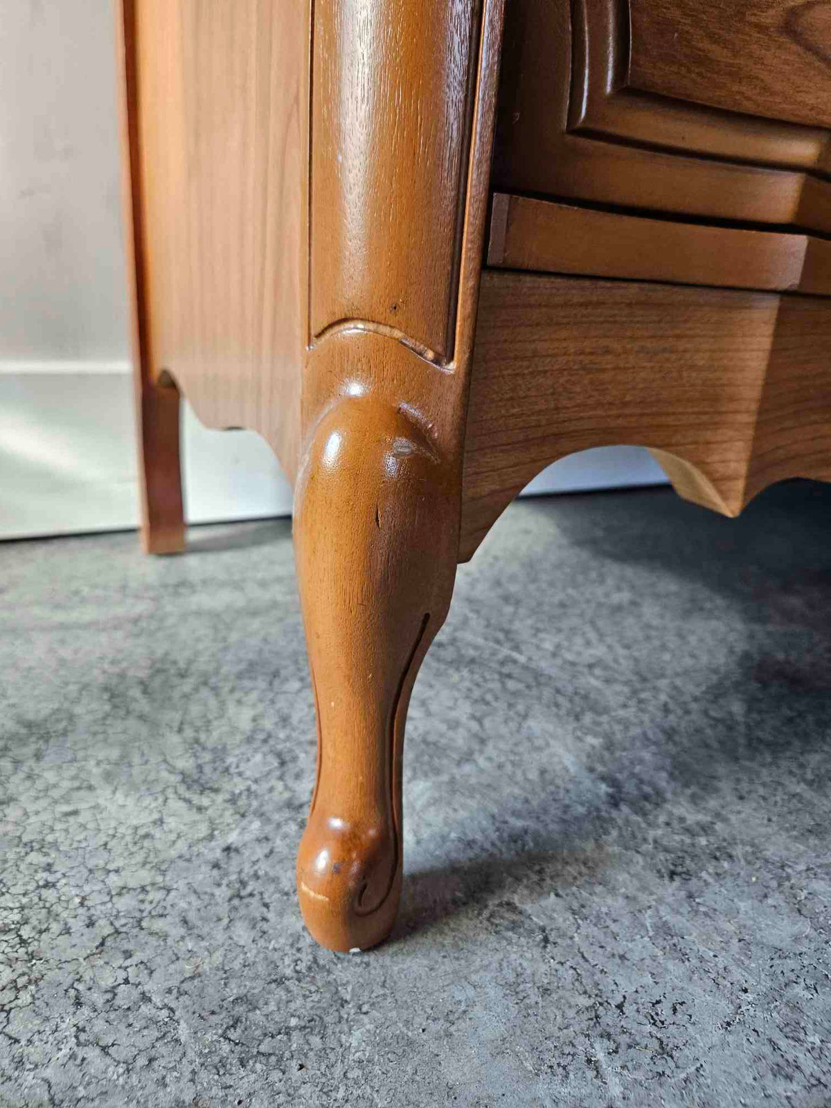 Victoriaville 9 Drawer Dresser