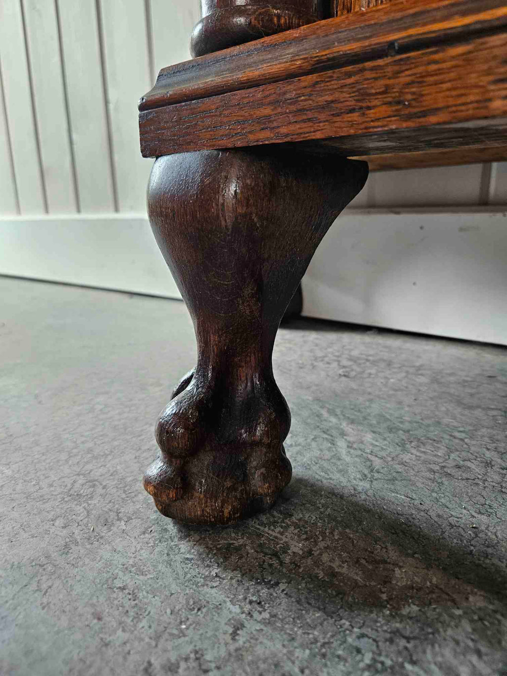 Tiger Oak Curved Display Cabinet