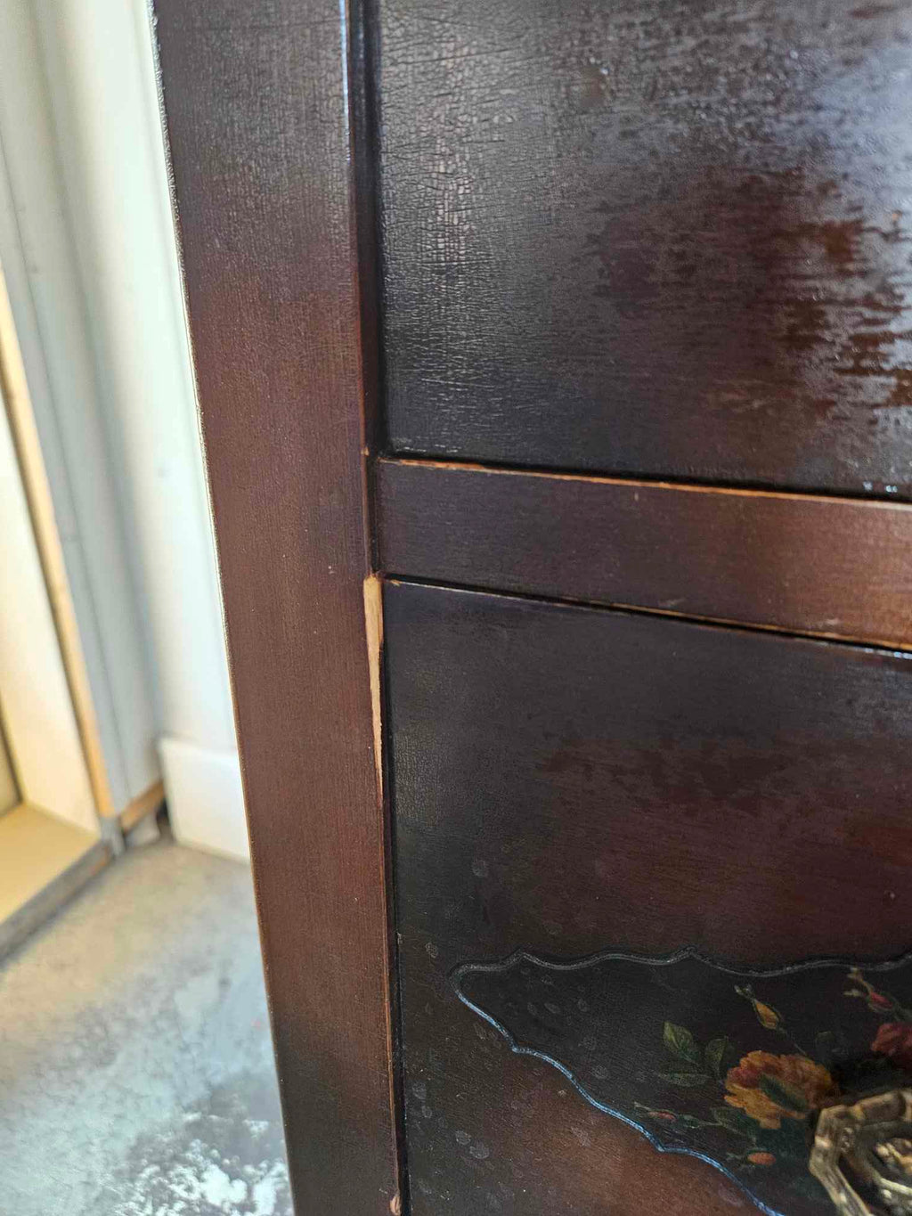 Vanity with 3 Way Mirror