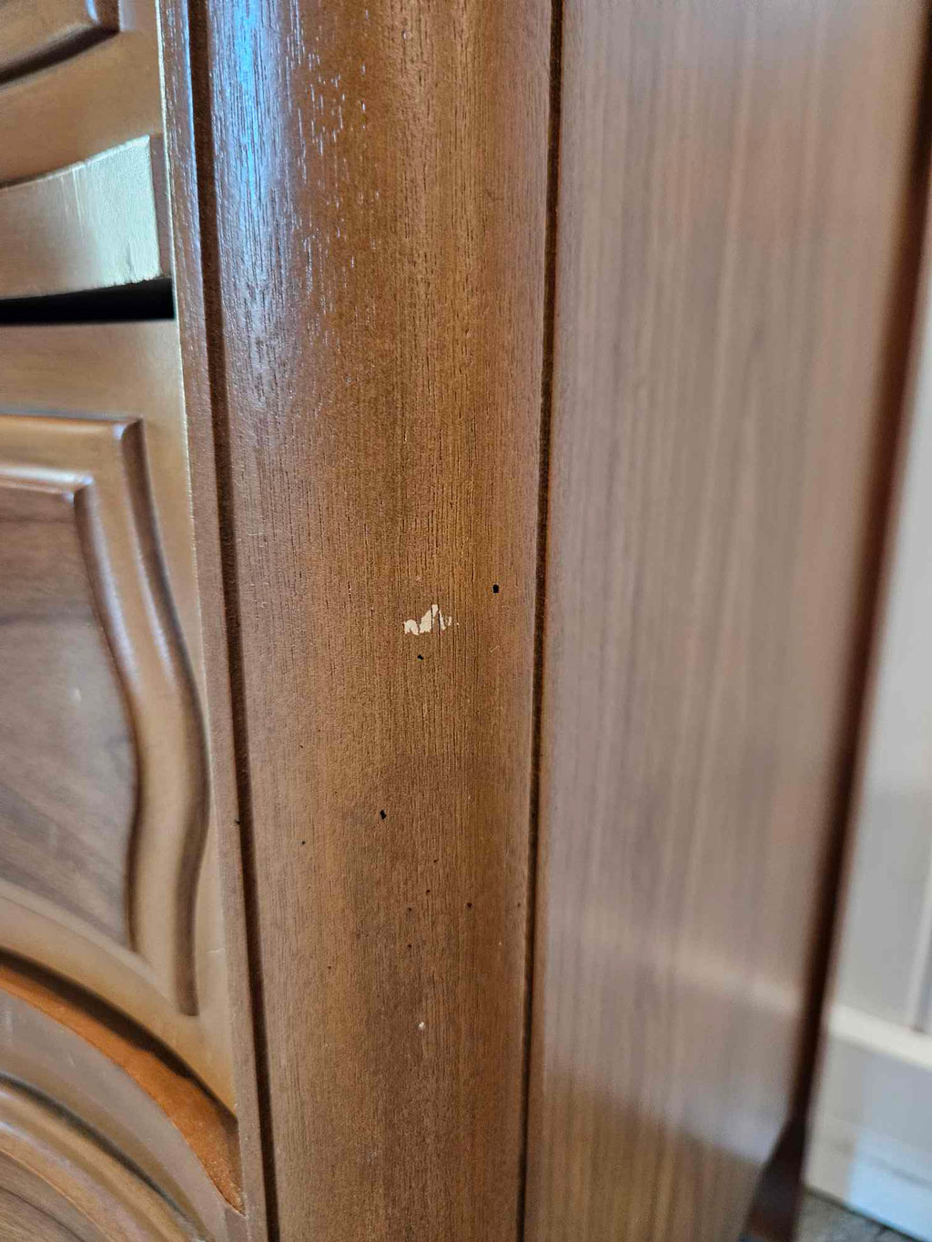 Victoriaville 9 Drawer Dresser