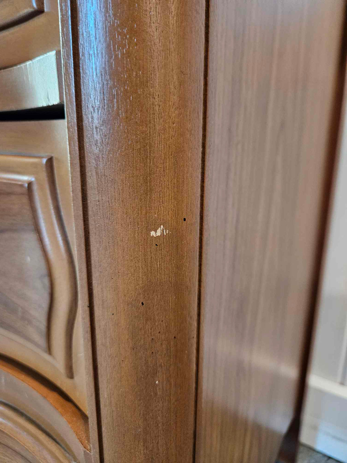 Victoriaville 9 Drawer Dresser