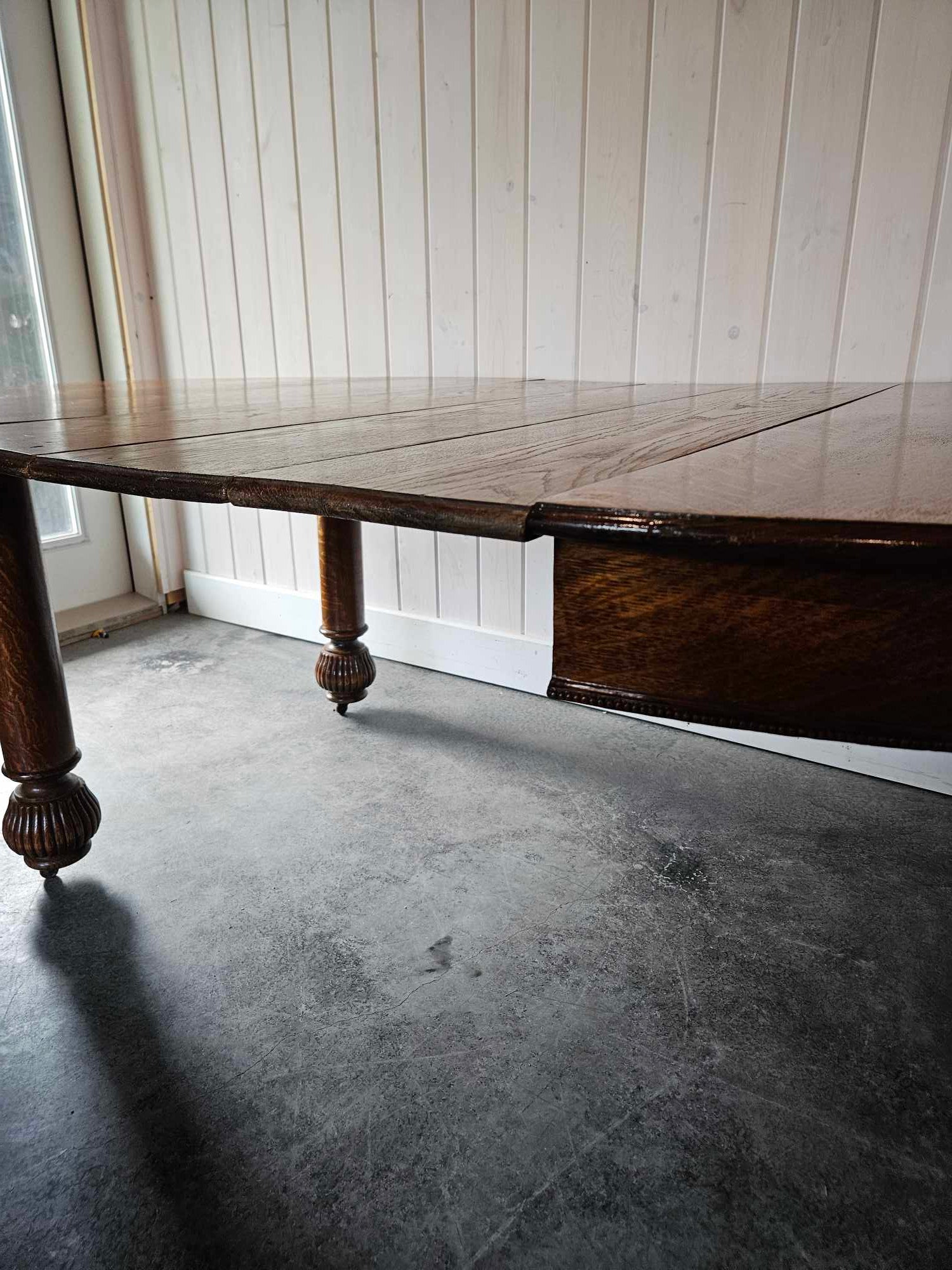 Round Dining Table