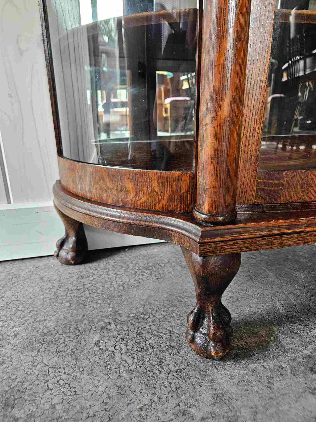 Tiger Oak Curved Display Cabinet