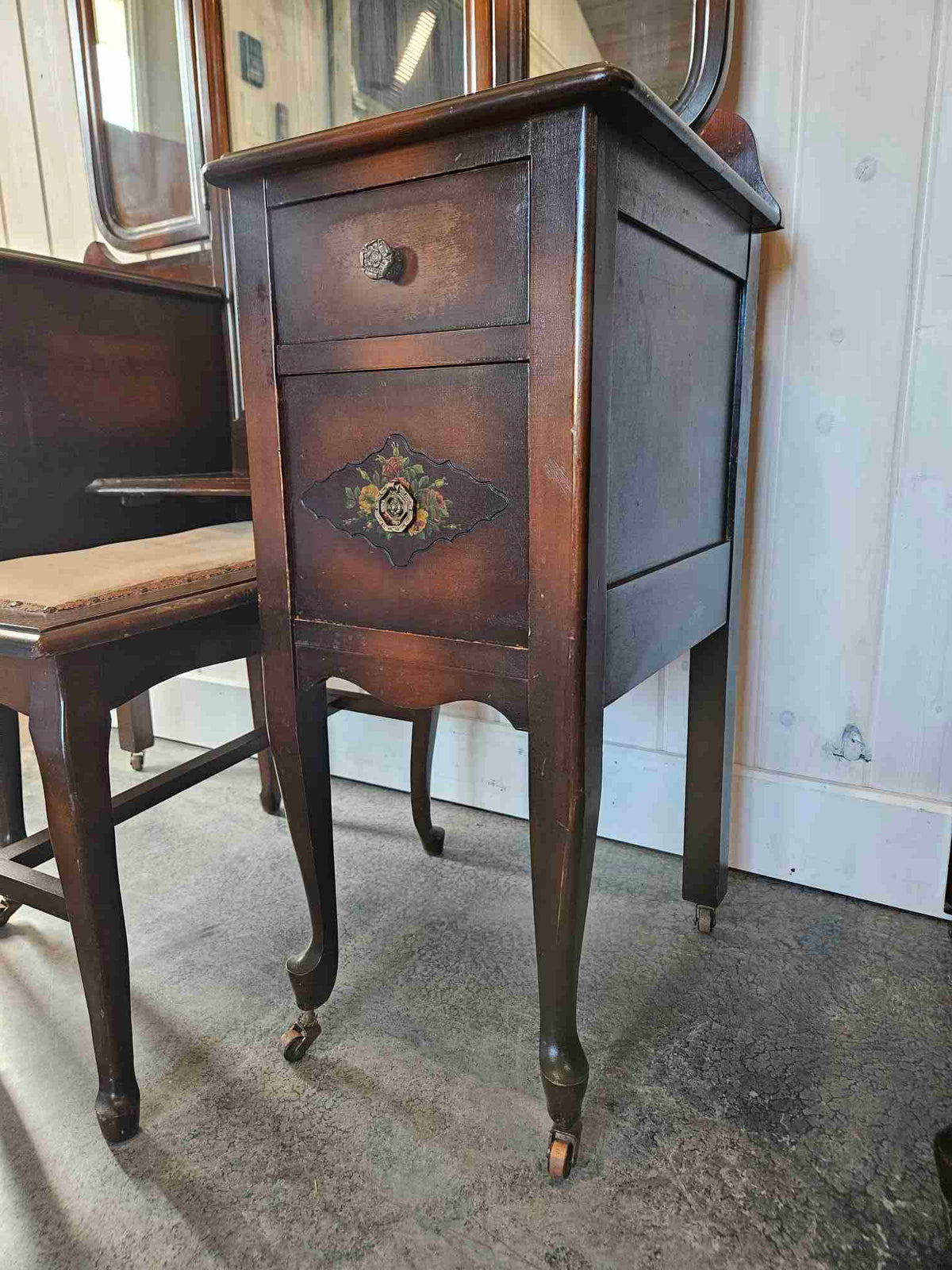 Vanity with 3 Way Mirror