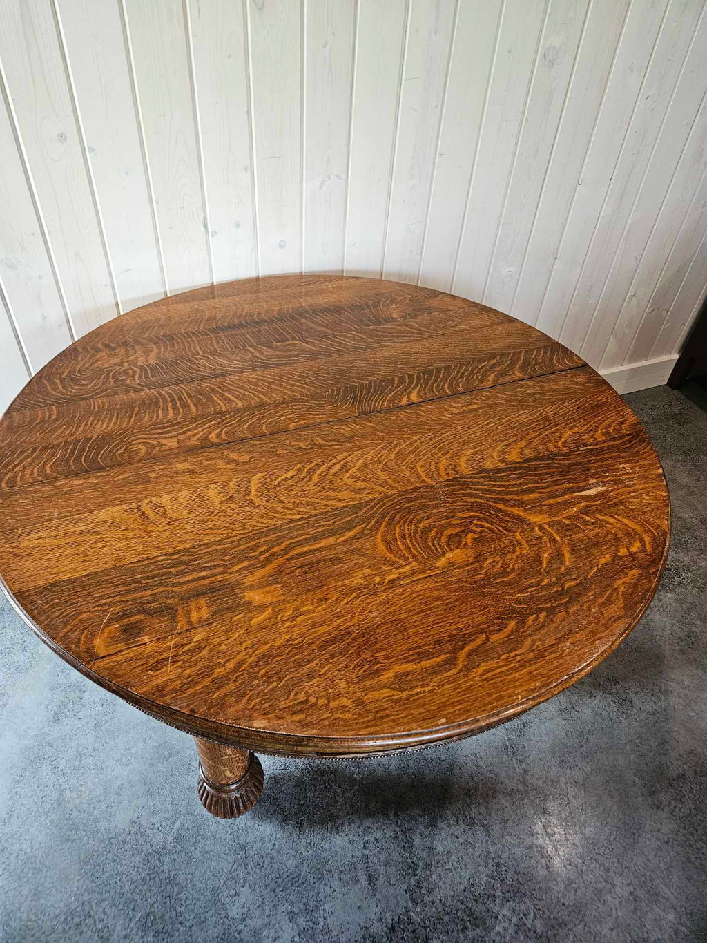 Round Dining Table