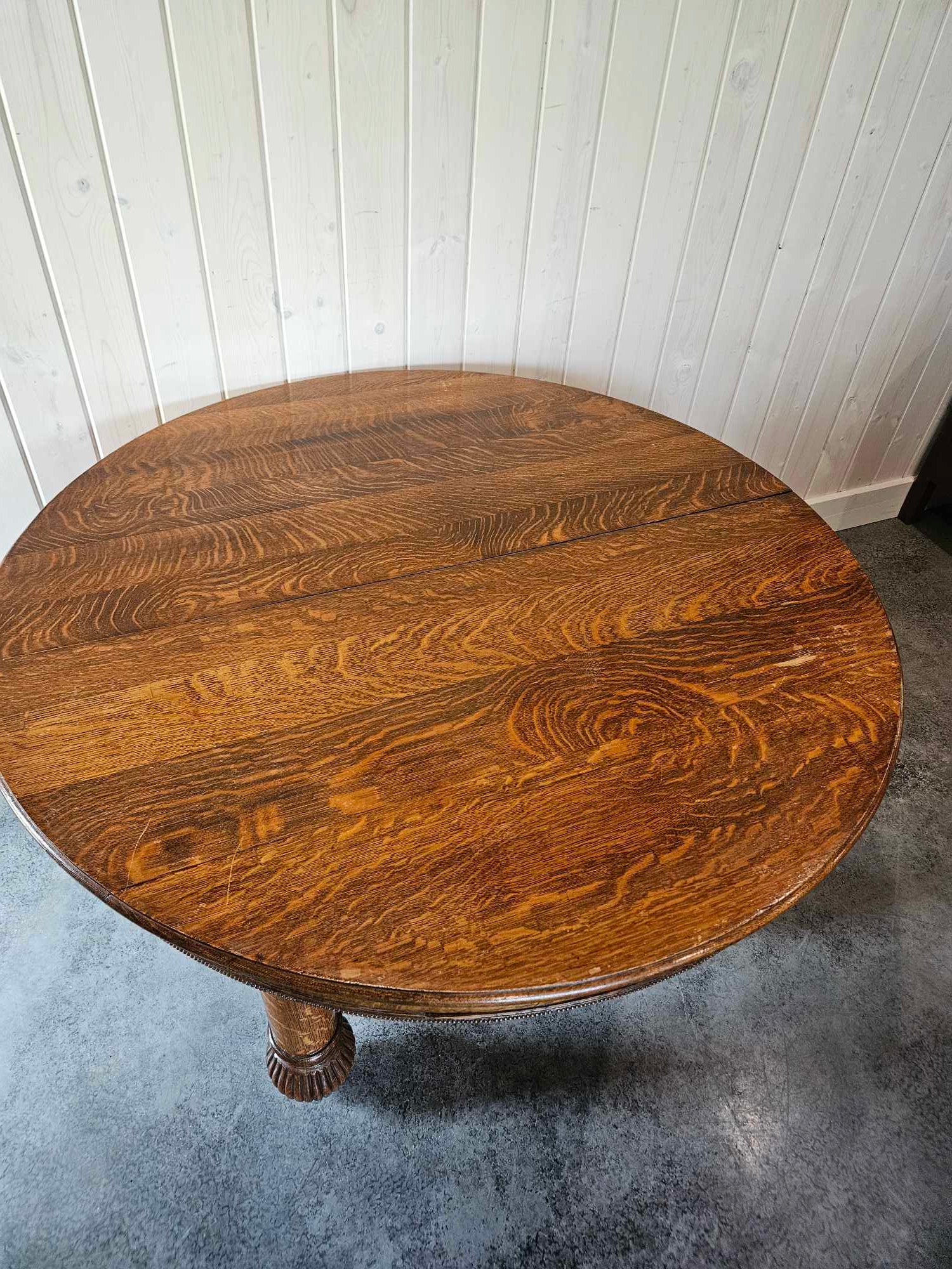Round Dining Table