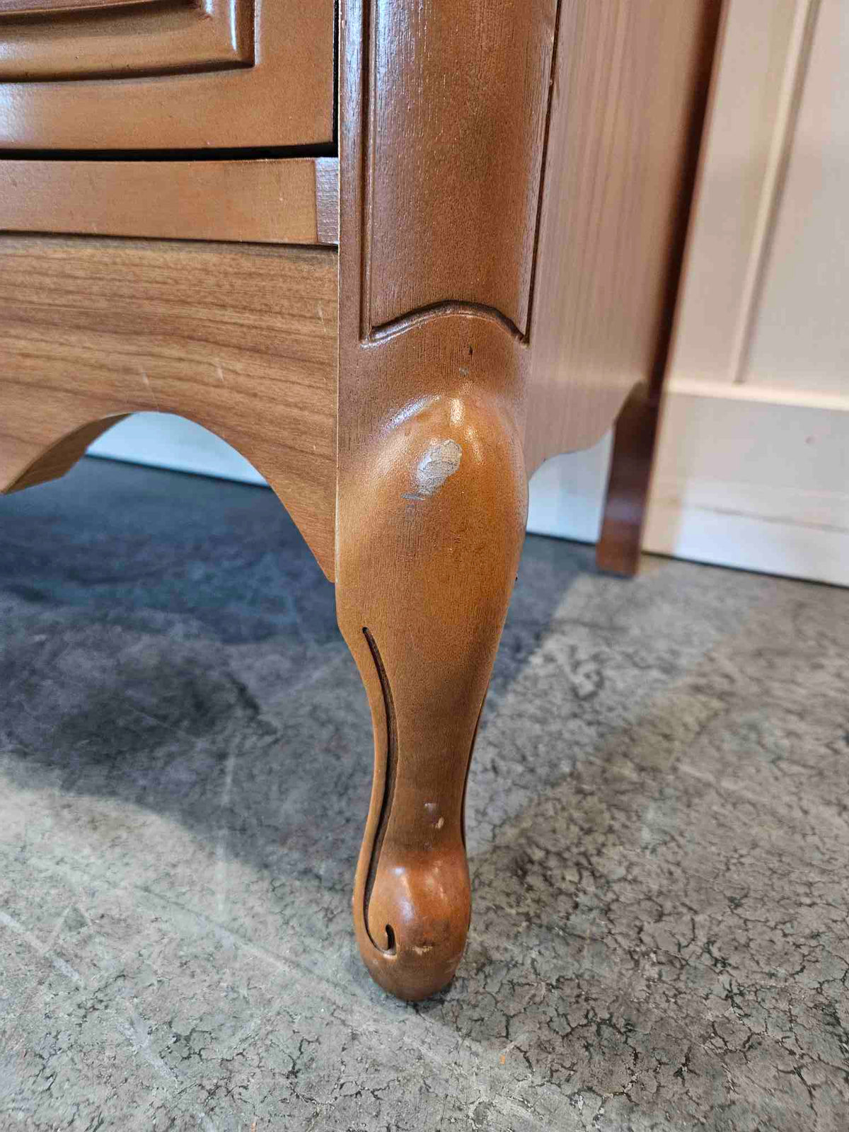 Victoriaville 9 Drawer Dresser